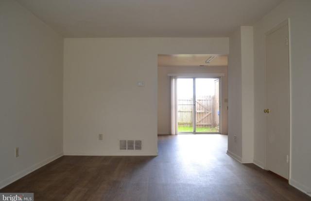 1107 PROVIDENCE Court Gallery 2