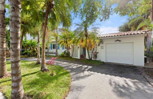 5614 San Vicente Street Gallery 2