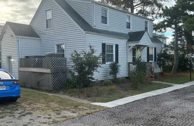 1232 W Ocean View Avenue Gallery 4