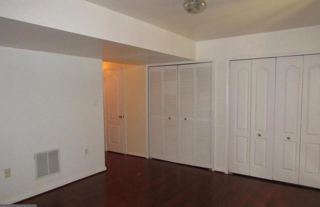 8461 PATTETTE PLACE Gallery 3