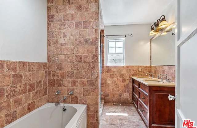 8230 Blackburn Avenue photos photos 8230 Blackburn Avenue photos photos