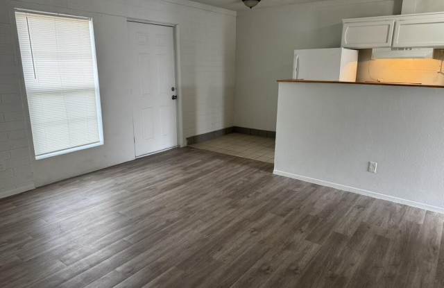 2705 W TUCKEY Lane photos photos