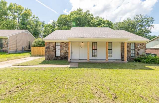 3869 Winwood Dr Gallery 1