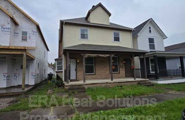 162 Wisconsin Ave photos photos