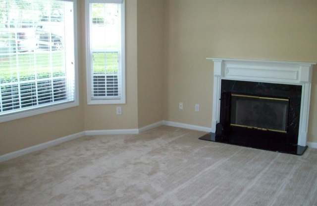 311 Silverberry Court Gallery 3