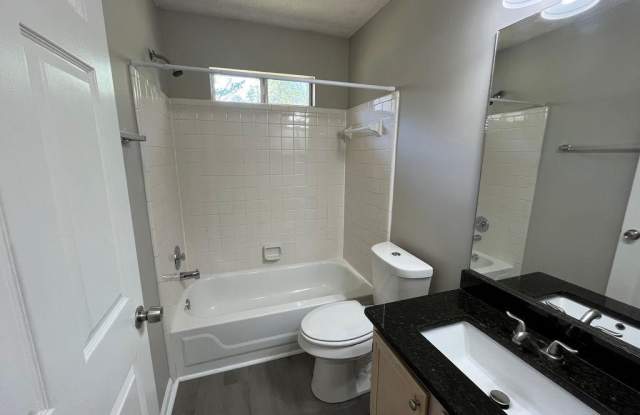 2031 BRIAR TRAIL Court SW Gallery 3