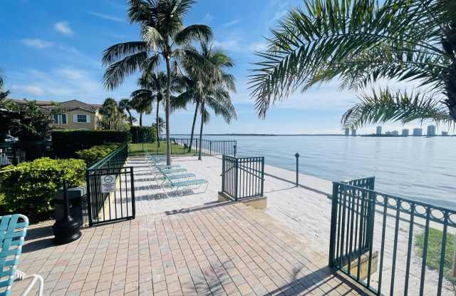 1060 Lake Shore Drive unit: Apt 204 photos photos 1060 Lake Shore Drive unit: Apt 204 photos photos