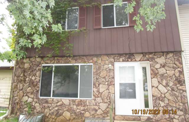 907 Sprucewood Lane photos photos