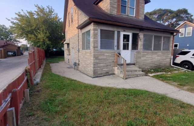 3 Bedroom Single Family - 2717 63rd Street, Kenosha, WI 53143