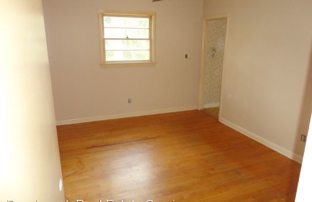 2211 Mulberry Boulevard Gallery 4