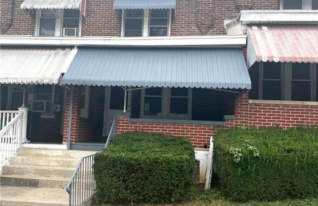 221 E South Street E photos photos