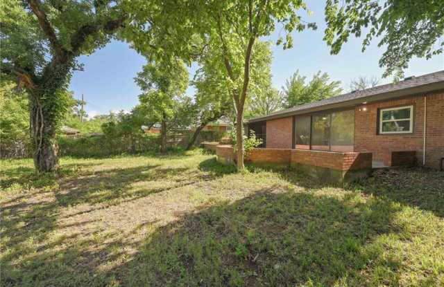 4309 Woods Drive photos photos