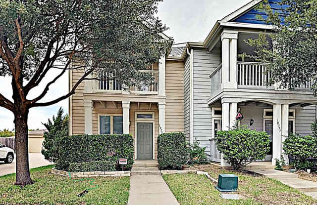 10753 Traymore Dr - 10753 Traymore Drive, Fort Worth, TX 76244