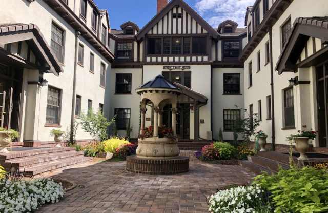 The Chateau Apartments photos photos