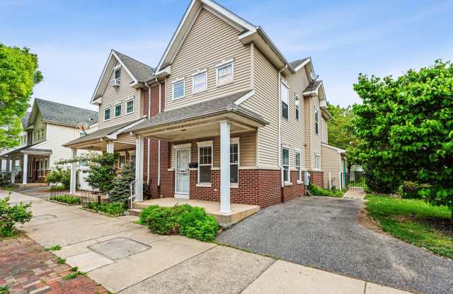 ⭐⭐⭐ MODERN 3BD & 1.5BATH HOUSE WALKING DISTANCE TO TEMPLE UNIVERSITY!!! ⭐⭐⭐ photos photos