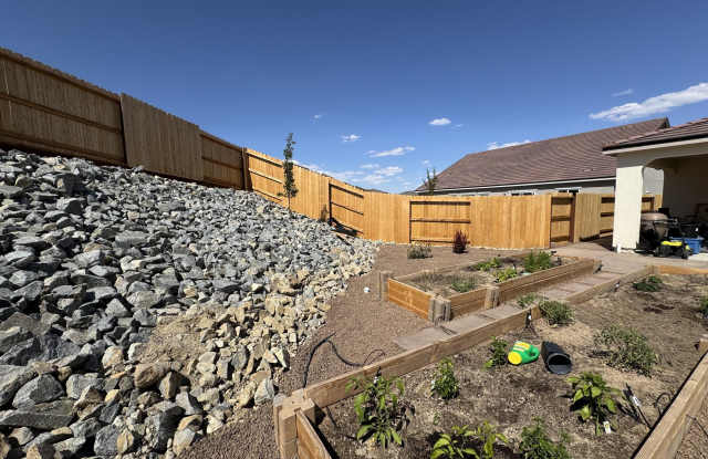6807 Parker Peak Court Gallery 3