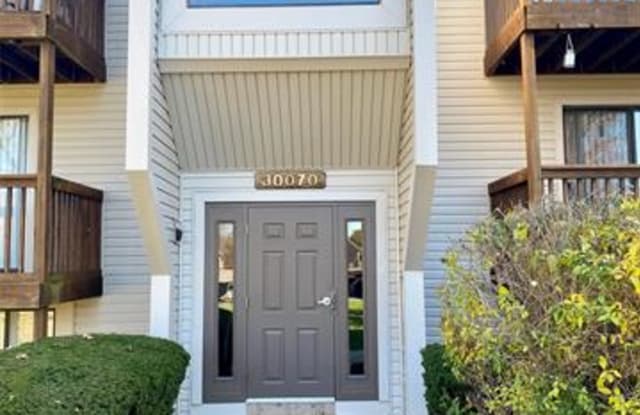 30070 W 12 MILE Road - 30070 West 12 Mile Road, Farmington Hills, MI 48334