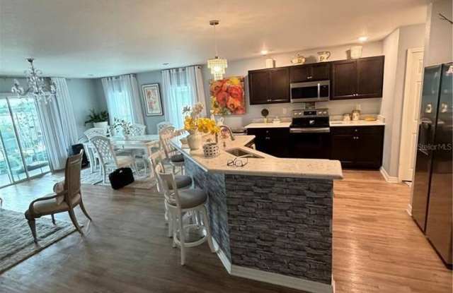 3024 Fieldwood Circle Gallery 4