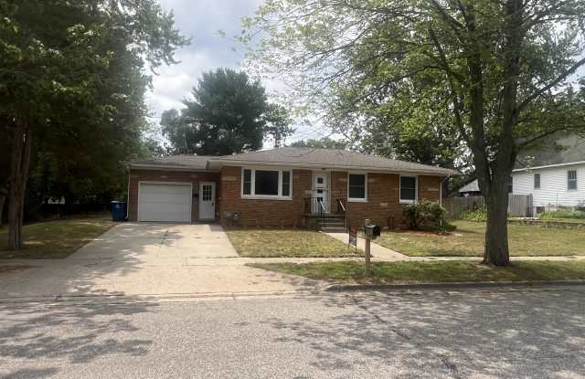 1530 Franklin Ave photos photos