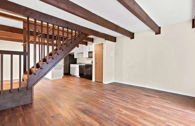 1031 Brooks End Court Gallery 4
