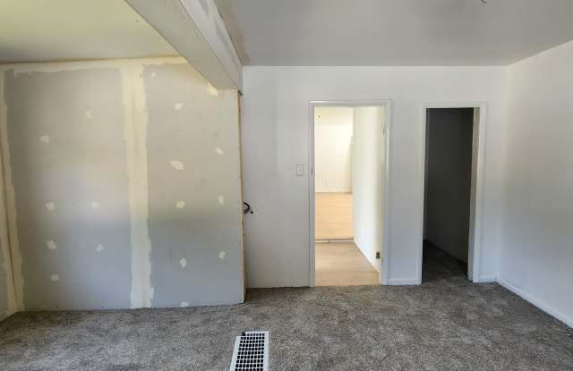 3307 Hoover Avenue (Propel) Gallery 3