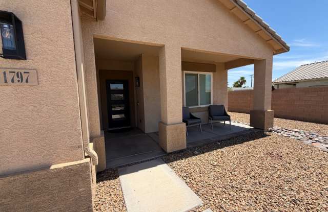 Furnished Winter Pool Home in Gated Community 2026/2027 Gallery 4