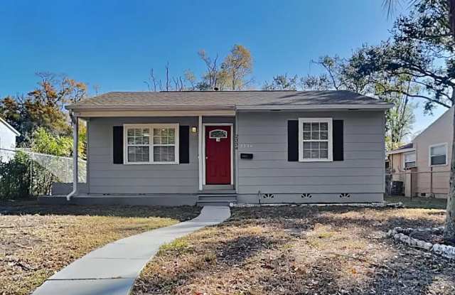 2333 Auburn Street South photos photos