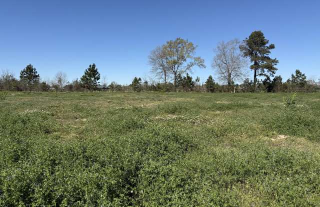 108 Spring Meadow Drive lot: 16 photos photos