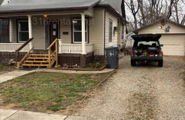 $950 - 3 bed 1 bath - Single Family Home photos photos