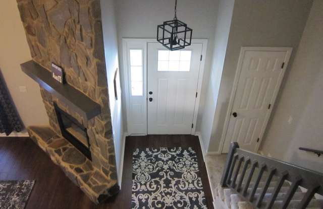Exclusively Offered by Muse Realty Rentals Gallery 4