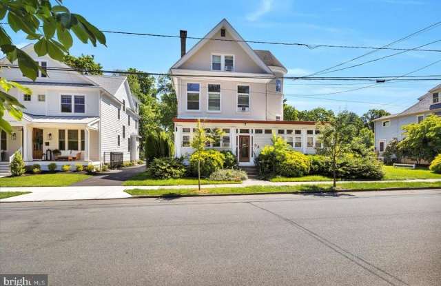 33 ESTAUGH AVENUE - 33 Estaugh Avenue, Haddonfield, NJ 08033