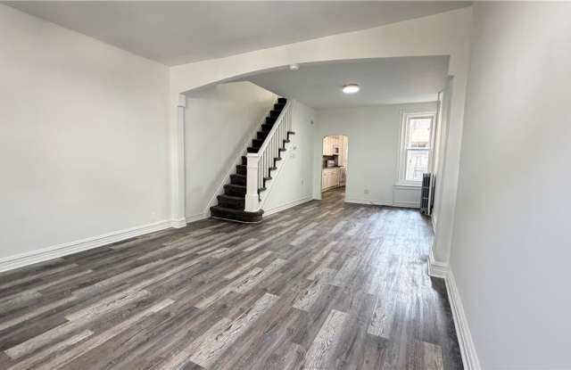 728 N Railroad Street Gallery 4