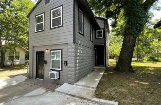 1121 S Quaker Ave photos photos 1121 S Quaker Ave photos photos