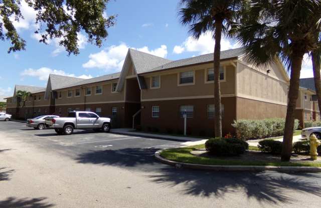 195 Cambridge Lane - 195 Cambridge Lane, Melbourne, FL 32935