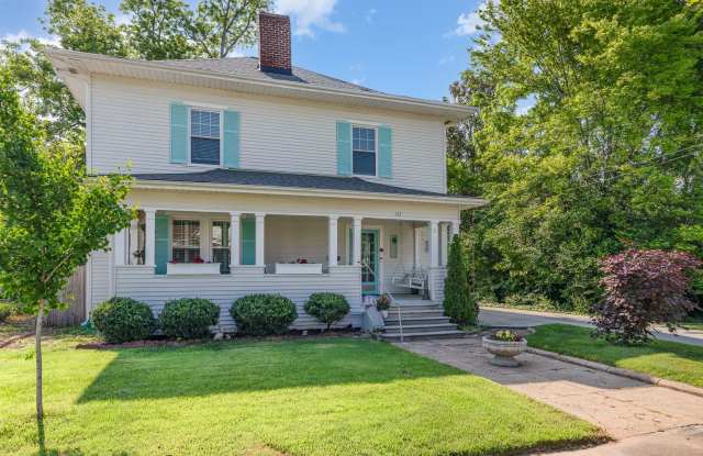 Exclusively Offered by Muse Realty Rentals, LLC photos photos