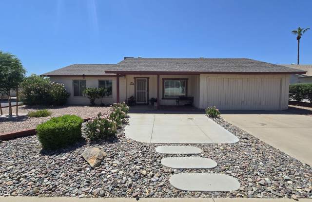 4333 E PONCA Street photos photos