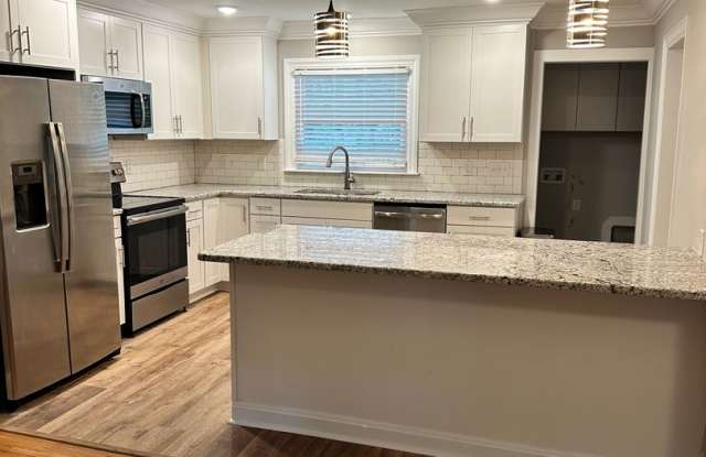 Desirable 3 Bedroom Home UNCW/Cape Fear Students Welcome Gallery 4