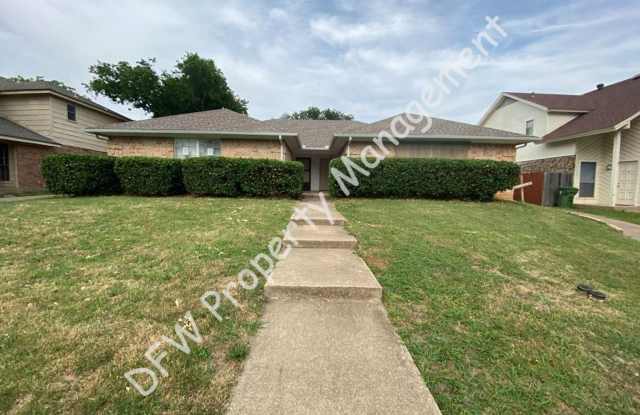 4009 Ridgebrook Dr - 4009 Ridgebrook Drive, Arlington, TX 76015