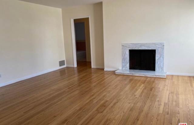 1110 CHARM ACRES Place Gallery 3