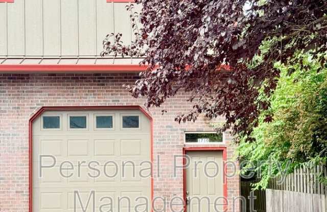 1710 Lincoln Ave. Gallery 1