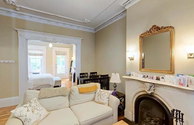 24 Milford Street Gallery 2