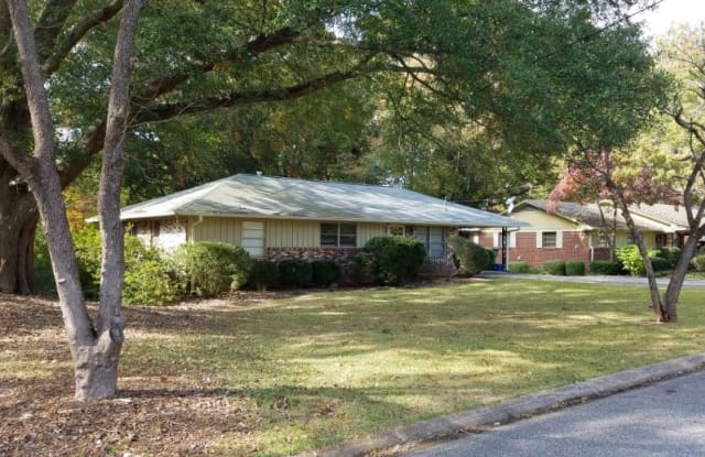 2774 Spring Dr SE - 2774 Spring Drive Southeast, Smyrna, GA 30080