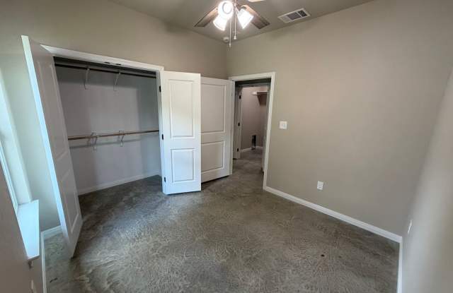 New 2-Bedroom, 1-Bath Duplex Gallery 4