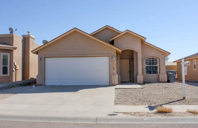 PRICED TO RENT QUICKLY !! photos photos