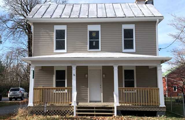 Newly renovated 4 bed/2.5 bath single family home!! photos photos