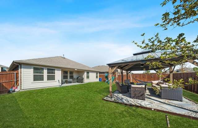 7216 Seton Place Gallery 2