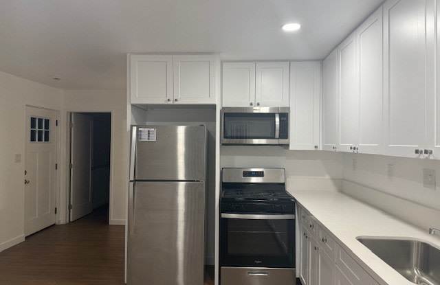 6616 7/8 S. Main St. photos photos