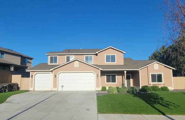 Gorgeous 5 bedroom in Quiet Kennewick Neighborhood photos photos