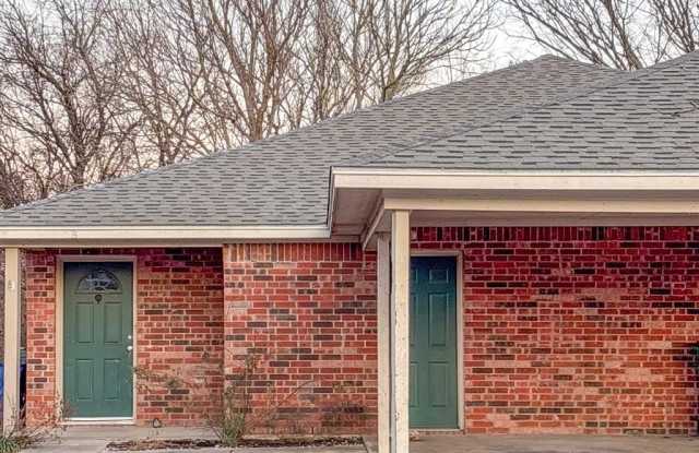 502 N Sewell Drive photos photos