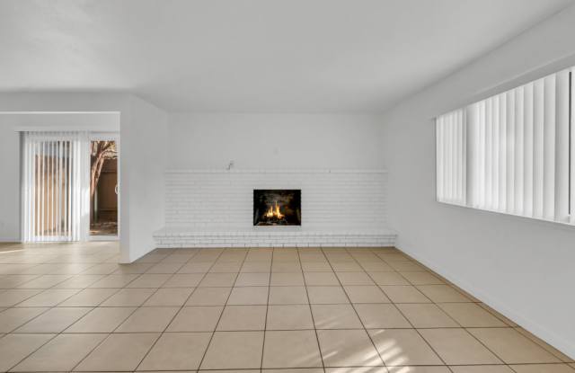 812 Carro Drive Gallery 3